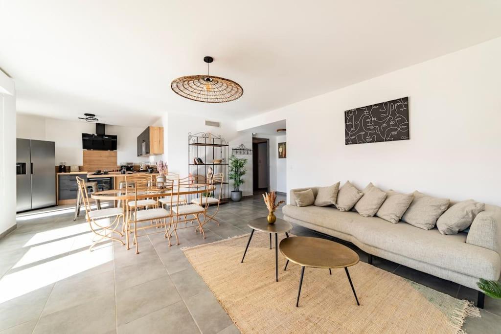La Ciotat Beau T3, Mer, Centre, Climatisation, Parking Prive Gratuit المظهر الخارجي الصورة
